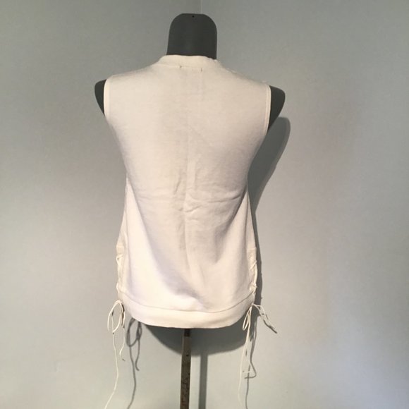Murua White Sleeveless Top with Lace Ties at Sides NWT - Picture 3 of 10